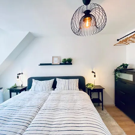 * 2br Flat Near Karl-heine-kanal Apartment *